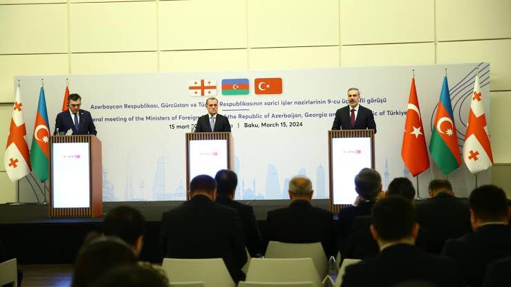 Haber Analiz | Bakü- Tiflis- Ankara Arasındaki 9.Üçlü Toplantı